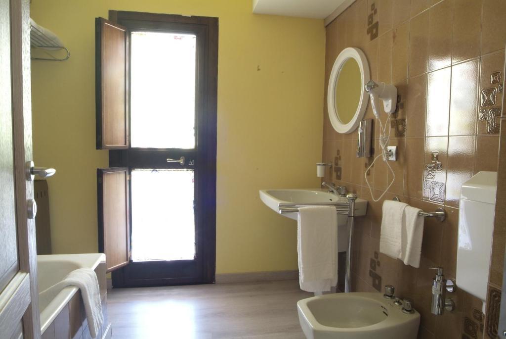 Chambres D'Hotes Nuits De Reve 로이산 객실 사진