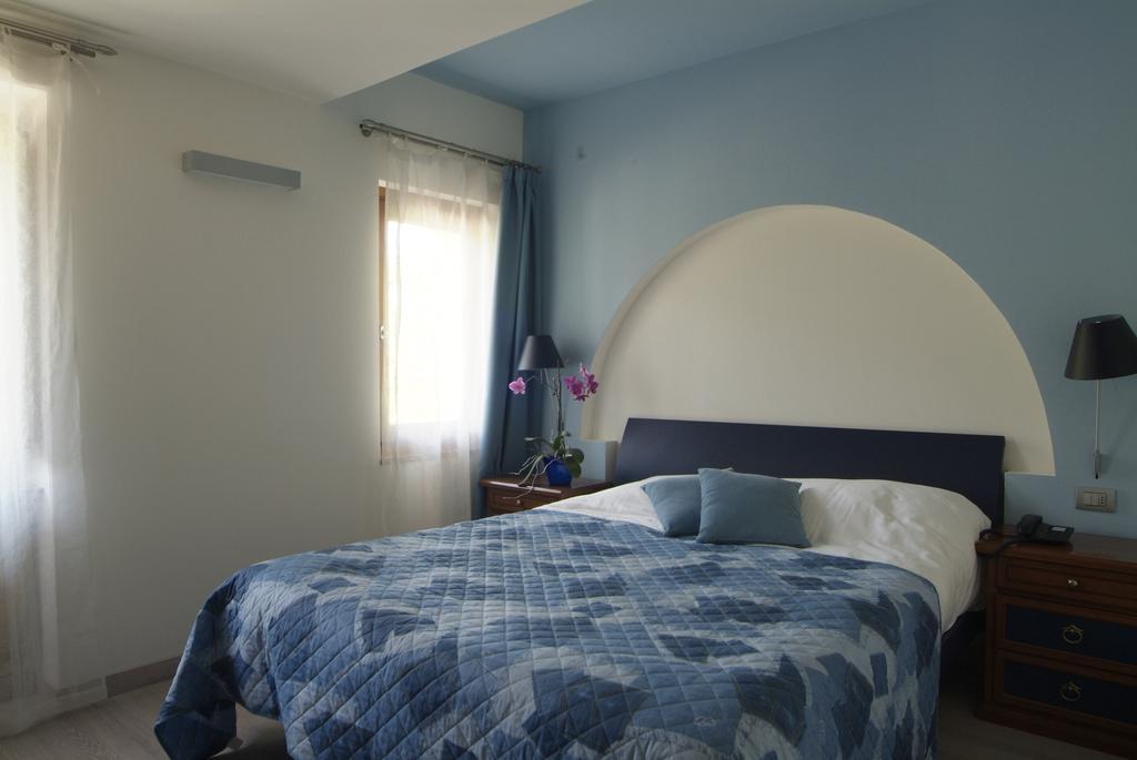 Chambres D'Hotes Nuits De Reve 로이산 외부 사진