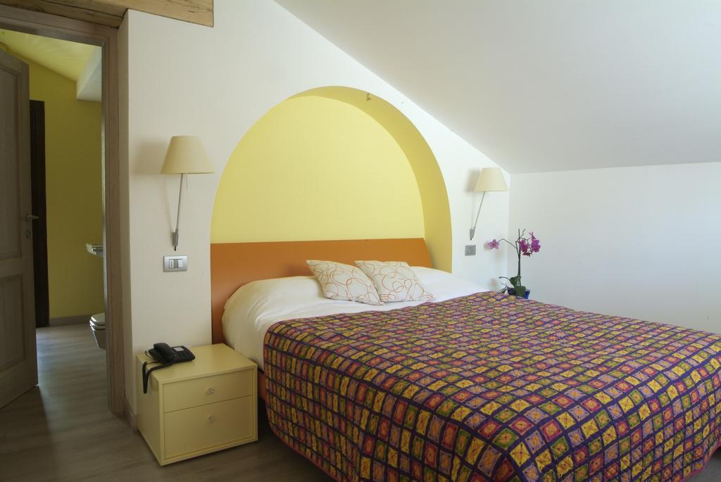 Chambres D'Hotes Nuits De Reve 로이산 외부 사진